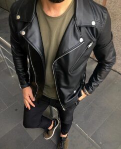Мужская Демисезонная Кожаная Куртка Косуха Черная – Кожанка с Молнией Набок