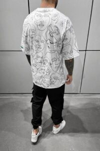 Мужская Белая Футболка - Оверсайз Кроя в Принт Лица с Узором Рисунком