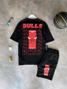 Мужской Черный Летний Комплект Chicago Bulls - Чикаго Буллз с принтом на Спине (Шорты + Футболка)