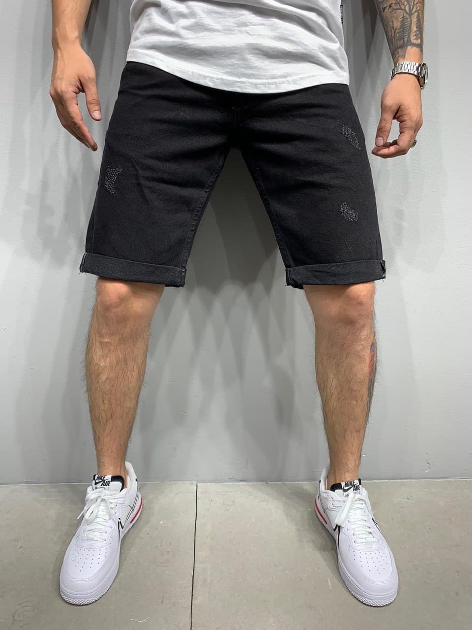 Мужские Джинсовые Шорты Черные - Свободного Кроя Летние с Потертостями Мужские Джинсовые Шорты Черные - Свободного Кроя Летние с Потертостями