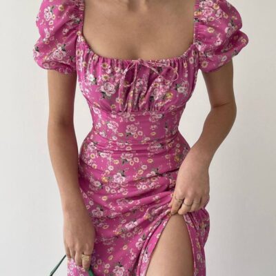 Женское Розовое Платье Сарафан Длина Миди - Летнее с Разрезом на Ноге в Цветочный Принт