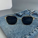 Мужские Стильные Черные Солнцезащитные Очки с Металлической Золотистой Оправой