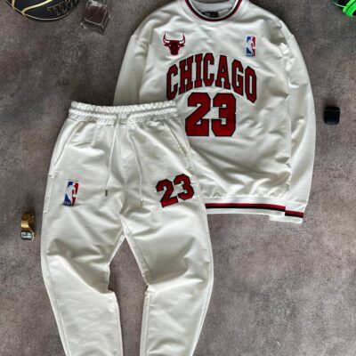 Мужской Белый Спортивный Костюм Chicago Bulls – Чикаго Буллз Коттоновый Оверсайз с Нашивками