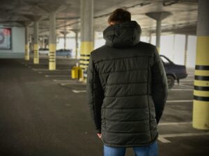Мужская Зимняя Куртка Цвета Хаки Водоотталкивающая Базовая - Приталенная Стеганая с Капюшоном