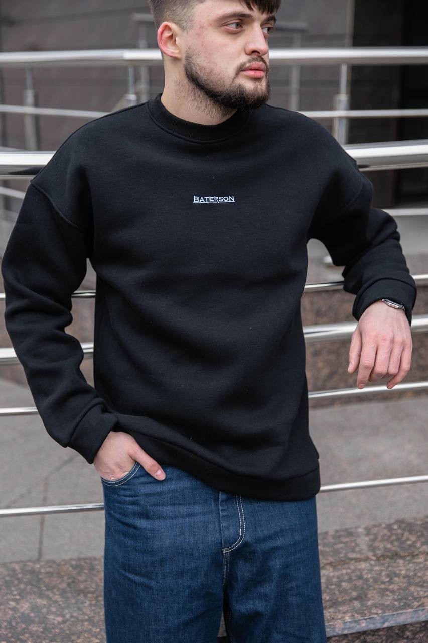 product-1949 Мужской Теплый Черный Свитшот Оверсайз с Начесом и Вышивкой