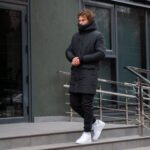 Мужская Длинная Зимняя Черная Куртка Парка - Прямого Кроя с Капюшоном и Манжетами