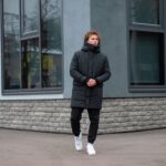 Мужская Длинная Зимняя Черная Куртка Парка - Прямого Кроя с Капюшоном и Манжетами