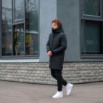 Мужская Длинная Зимняя Черная Куртка Парка - Прямого Кроя с Капюшоном и Манжетами