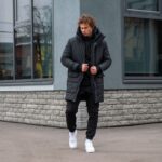 Мужская Длинная Зимняя Черная Куртка Парка - Прямого Кроя с Капюшоном и Манжетами