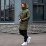 Мужская Длинная Зимняя Куртка Парка Цвета Хаки - Прямого Кроя с Капюшоном и Манжетами