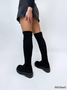 Женские Демисезонные Черные Сапоги Ботфорты - Высокие из Экозамши с Флисом
