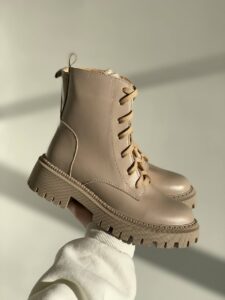 Женские Зимние Ботинки Беживые - Высокие из Натуральной Кожи с Мехом