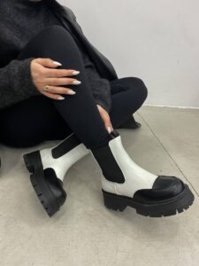 Женские Демисезонные Ботинки Челси Черные Белые - Высокие из Натуральной Кожи Внутри с Байкой