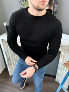 Мужской Черный Свитер - Базовый Приталенный с Круглым Вырезом Горловины