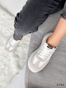 Женские Демисезонные Кроссовки Белые Бежевые из Экозамши Экокожи внутри Текстиль