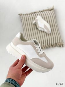 Женские Демисезонные Кроссовки Белые Бежевые из Экозамши Экокожи внутри Текстиль