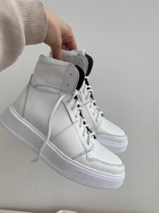 Женские Демисезонные Кроссовки Белые из Натуральной Кожи внутри Текстиль