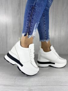 Женские Демисезонные Кроссовки Сникерсы Белые из Экокожа внутри Текстиль