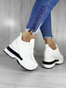 Женские Демисезонные Кроссовки Сникерсы Белые из Экокожа внутри Текстиль