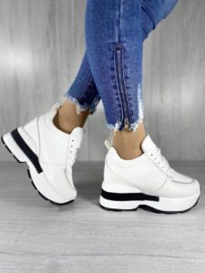 Женские Демисезонные Кроссовки Сникерсы Белые из Экокожа внутри Текстиль