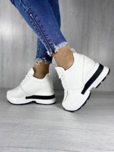 Женские Демисезонные Кроссовки Сникерсы Белые из Экокожа внутри Текстиль