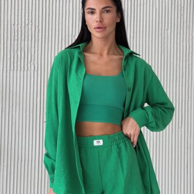 Женский Летний Льняной Зеленый Костюм Свободного Кроя - Удлиненная Рубашка + Шорты с Высокой Талией