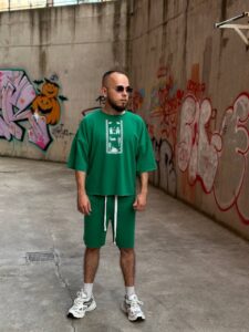 Мужской Летний Костюм Зеленый Оверсайз с Орнаментом - Комплект Футболка + Шорты