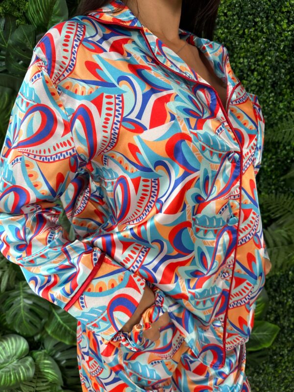 Женская Шелковая Разноцветная Пижама в Узорах - Ночной Комплект Рубашка и Штаны