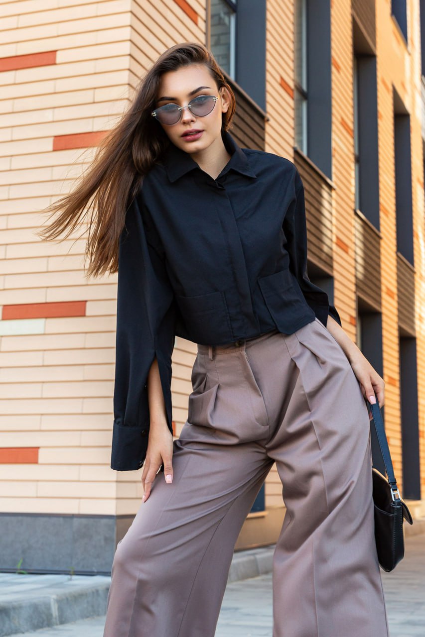 photo_2023-07-25_16-08-27 Женская Укороченная Хлопковая Черная Рубашка Свит с Карманами