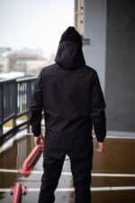 Мужская Черная Ветровка Классическая - Прямого Кроя с Капюшоном и Манжетами на Резинках