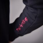 Мужская Черная Толстовка Худи на Молнии с Капюшоном и Принтом Рунами на Спине