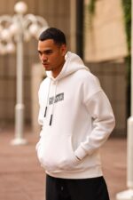 Мужское Белое Худи Оверсайз с Надписью Gangster и Принтом Медведем на Спине