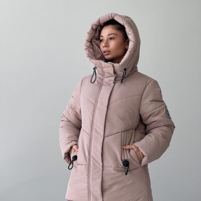 Женская Удлиненная Зимняя Куртка Цвета Капучино - Объемная с Капюшоном