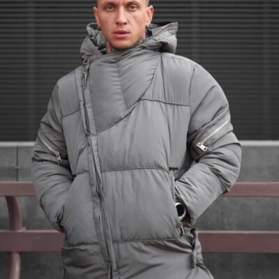 Мужская Удлиненная Зимняя Серая Куртка - Объемный Пуховик с Капюшоном и Молнией Наискосок