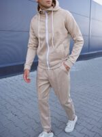 Мужской Замшевый Бежевый Костюм - Кофта на Молнии с Капюшоном + Штаны со Стрелками