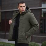 Мужская Зимняя Куртка Хаки с Капюшоном из Водоотталкивающей Плащевки