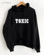 Мужское Черное Худи Оверсайз с Белой Надписью TOXIC