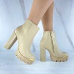 Женские Демисезонные Кожаные Бежевые Ботильоны на Тракторной Платформе