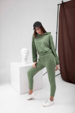 Женский Базовый Спортивный Костюм Хаки Двунитка - Укороченное Худи + Джоггеры на Высокой Посадке