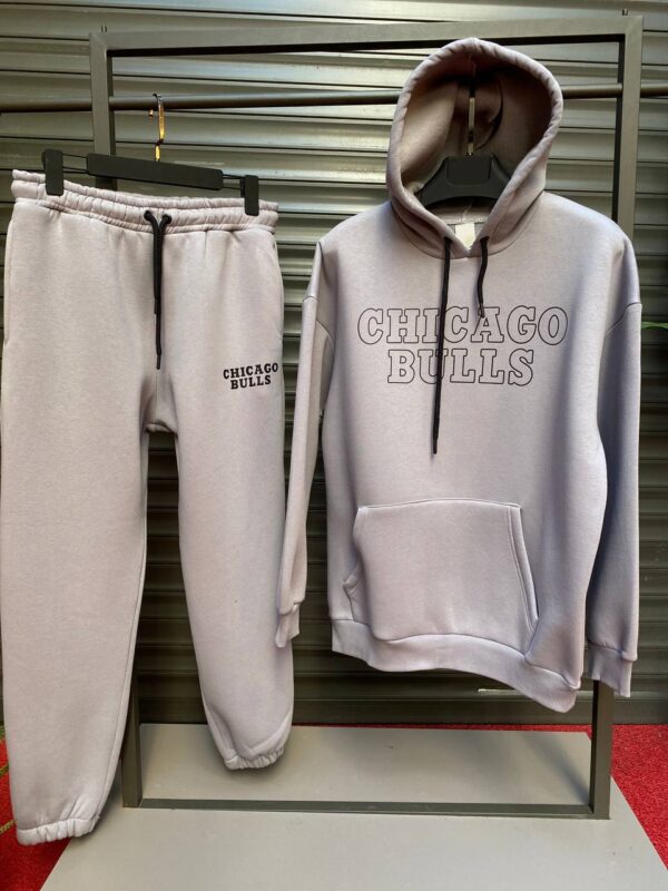 Мужской Теплый Серый Спортивный Костюм Chicago Bulls – Чикаго Буллз на Флисе