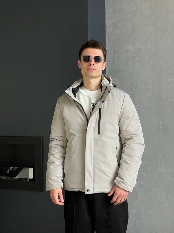 Мужская Зимняя Матовая Серая Куртка с Капюшоном из Водоотталкивающего Материала