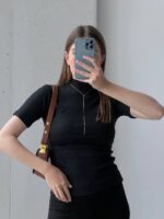 Женская Черная Кофта с Короткими Рукавами и Воротником Стойкой