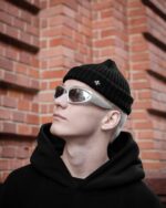Мужская Черная Шапка Бини с Пришитыми Металлическими Крестами