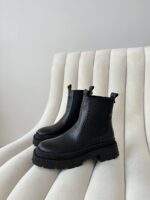 Женские Зимние Кожаные Черные Ботинки Челси на Меху с Квадратным Мысом