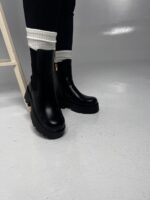 Женские Зимние Кожаные Черные Ботинки с Мехом Внутри на Резинке и Молнии