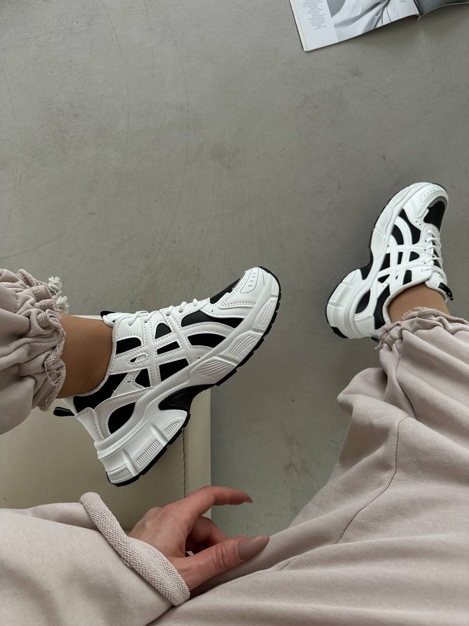 photo_2024-02-09_13-14-55 Женские Демисезонные Кожаные Черно-Белые Кроссовки