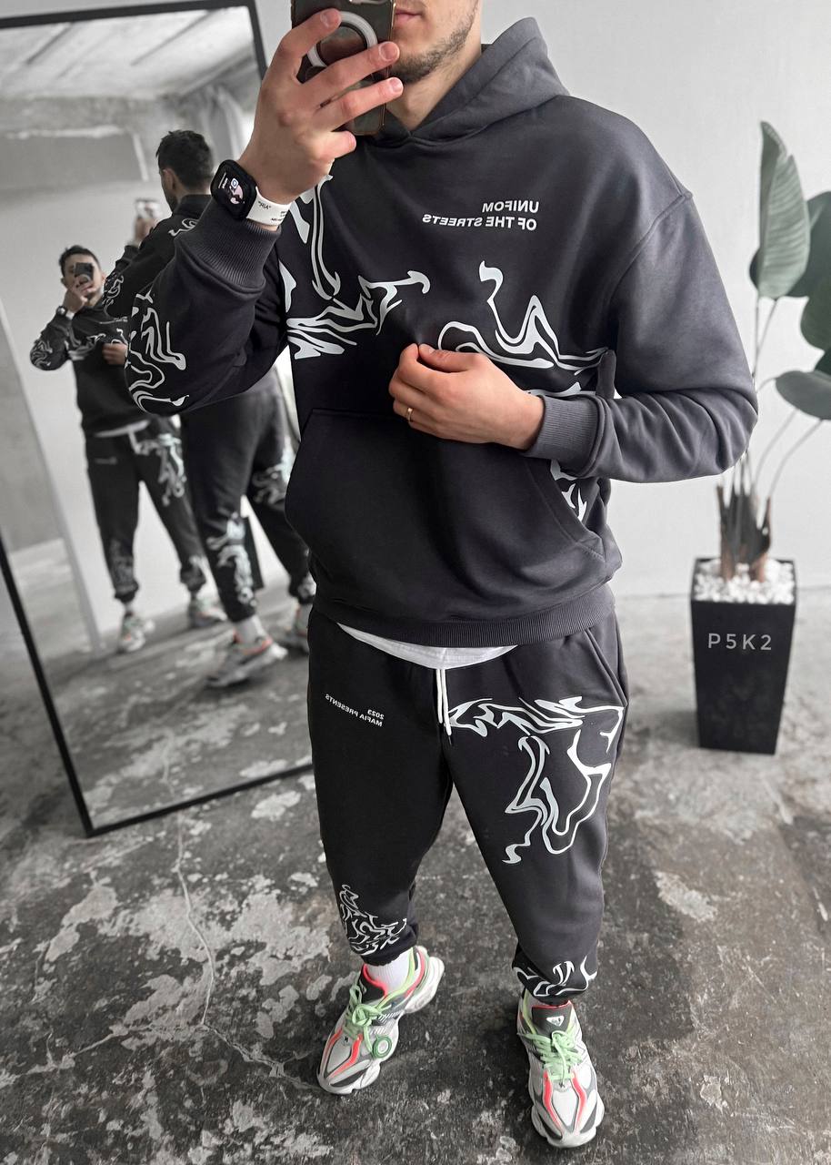 photo_2024-03-15_13-36-20 (2) Мужской Графитовый Спортивный Костюм Худи Джоггеры с Принтом