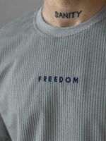 Мужская Вельветовая Серая Футболка Оверсайз с Вышитой Надписью "Freedom"
