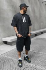 Мужская Черная Футболка Варенка Свободного Кроя с Принтом Пауза