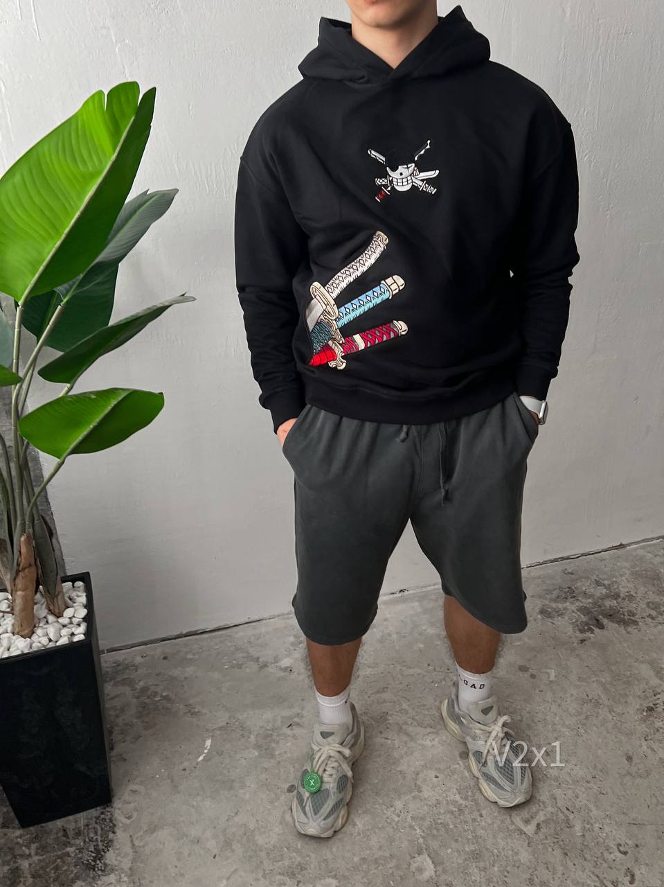 photo_2024-05-31_09-16-15 Мужское Черное Худи Оверсайз с Вышивкой Пират и Мечи